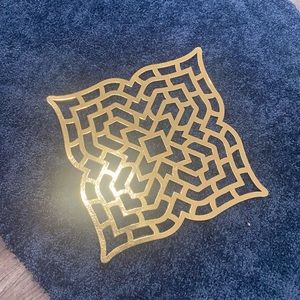 129 gold charger boards